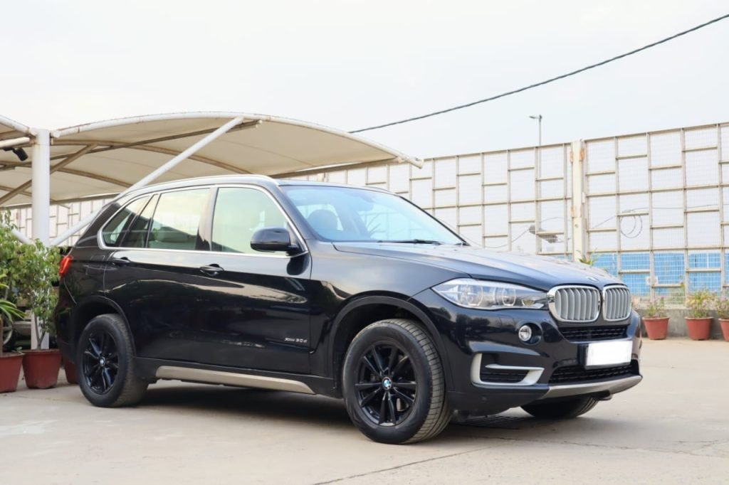 BMW X5 BMW ON RENT LUXURY CAR ON RENT IN MUMBAI AND NAVI MUMBAI